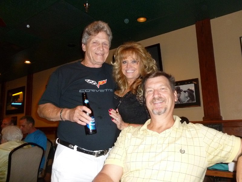 Billies Bistro Happy Hour June 2014 015